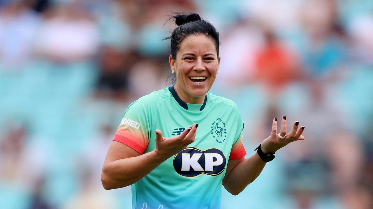 Alyssa Healy Height Marizanne Kapp